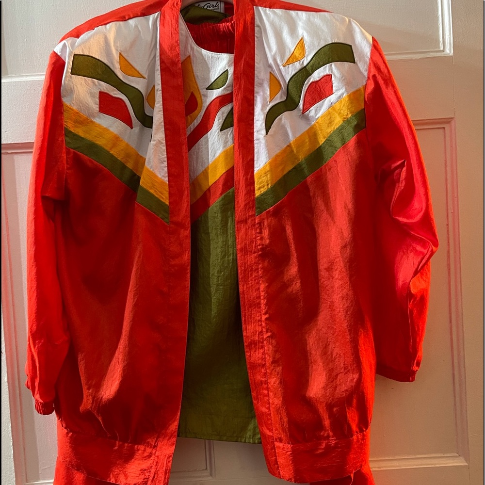 💝💝💝- 🌟 amazing mint Vintage three-piece nylon tracksuit.